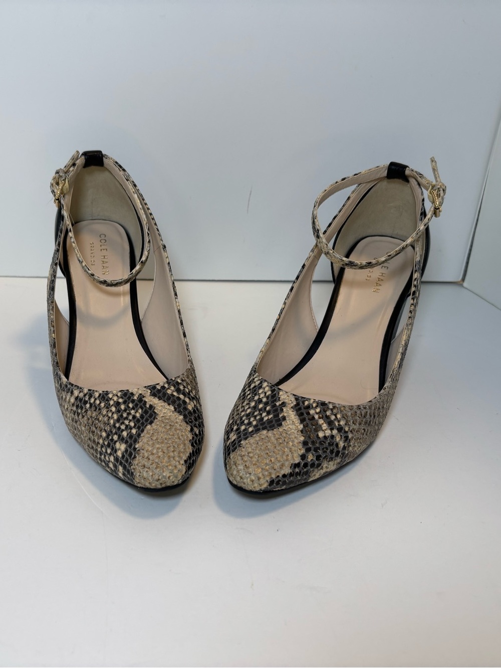 Cole Haan black & tan snakeskin print wedge heels-women’s size 7